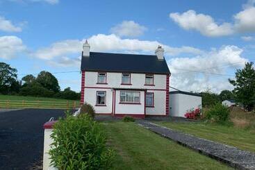 游客公寓 Family Farmhouse