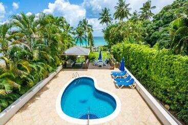 Tourist flats Weston House Barbados By Mc Luxury Rentals