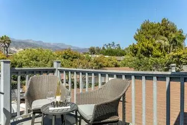 ペンション Coastal Rooftop Retreat