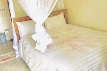 Oslo Gardens Bed & Breakfast