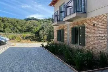 پانسیون Pousada Calza   Vale Dos Vinhedos   Bento Gonçalves