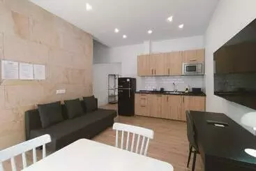 آپارتمان‌های توریست‌ها Apartamentos La Brava By Gaiarooms