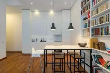 Apartamente turistice Bibliotheque 1bd Apartment By Hostlovers