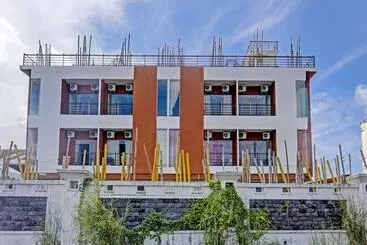 Hotel Collection O 91586 Green House Tiban
