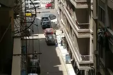 آپارتمان‌های توریست‌ها المندره بحرى شارع موريتانيا برج العمراوي الدور الرابع