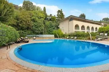 ツーリストアパートメント Dani Apartment Garda Lake View