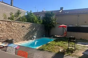 آپارتمان‌های توریست‌ها Maison Moderne Et Spacieuse Avec Piscine