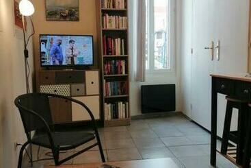 Vakantie-appartementen S1 Logement Entier Tout équipé Courtenay