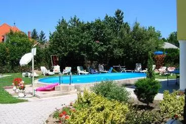 Barbara Wellness Pension