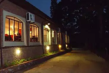 Бунгало Mashutti Country Lodge