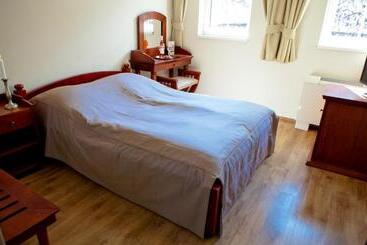 فندق Mathias Rex