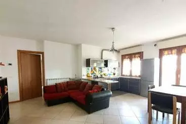 ツーリストアパートメント Casafabio 7min To Garda Lake