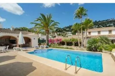 Apartamente turistice Villa Soberana 8