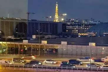 آپارتمان‌های توریست‌ها Appartement Avec Vue Sur La Tour Eiifel