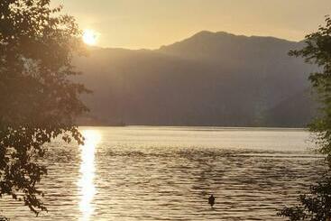 ツーリストアパートメント Room Jovan,on The Sea With Free We Fi