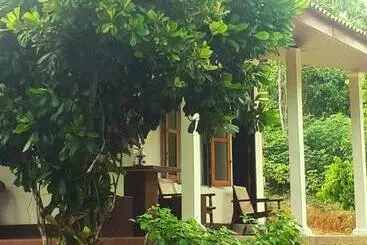 Ferienwohnungen 1 Bedroomed Chalet With Kitchen Ac/hw Free Parking