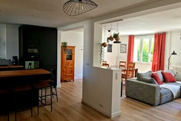 Appartements touristiques Appartement Cosy Caen