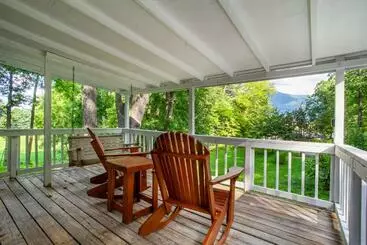 Turistihuoneistot Hopp On Inn Secluded 3br Home