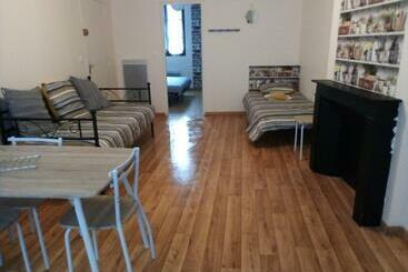 游客公寓 Les Fleurs, Bellac