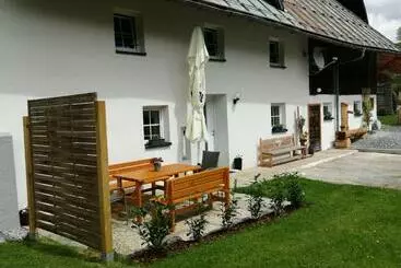 ツーリストアパートメント Ferienhaus Krallinger