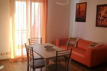 דירות לתיירים Alice Apartment