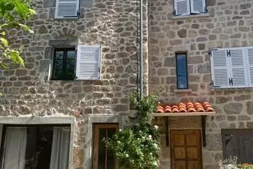 Apartamentos turísticos Gîte Le Doux Valoan
