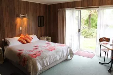 Anglers Paradise Motel