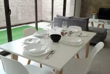 Ferienwohnungen Bodega De Coria D Urbesur