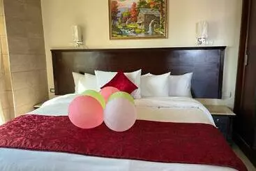 آپارتمان‌های توریست‌ها Raafat Suites In Mamourah   Alexandria   Egypt