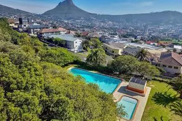 Turistihuoneistot Apartment Situated On The Slope Of Table Mountain!