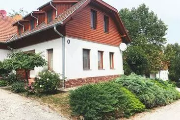 Tourist flats Thermal Valley Apartman   Batthyány Villapark