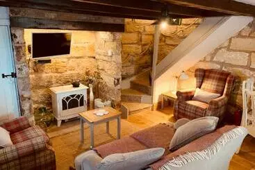 آپارتمان‌های توریست‌ها Cosy 400 Yr Old Cottage, Flowergate, Whitby