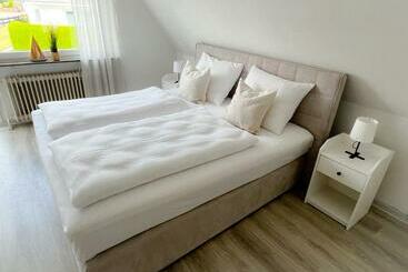 דירות לתיירים Ferienwohnung Am Rosengarten / Whg. 3