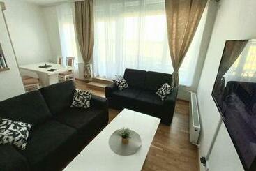 דירות לתיירים Penthouse Danube Exclusive, Parking, 90m2, Wifi