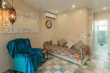 ツーリストアパートメント Luxury Two Bedroom Apartment Four Seasons