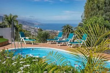 ツーリストアパートメント Residencial Vista Panoramica