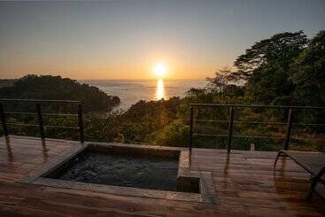 آپارتمان‌های توریست‌ها Villas Mangata