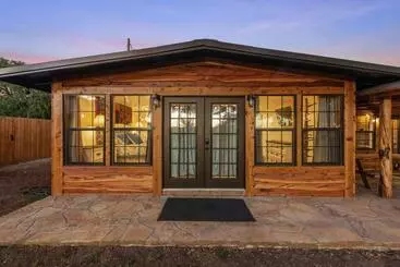 Turistihuoneistot Guadalupe Bluff Bunk House