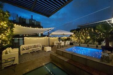 آپارتمان‌های توریست‌ها Incantevole Super Attico Con Terrazza E Piscina