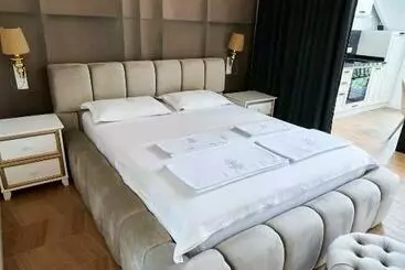 Turistihuoneistot Studio Carolyne Bistrita