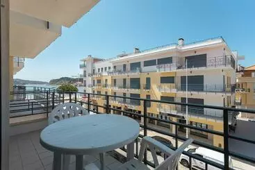 ツーリストアパートメント Junto á Praia  Junto A Baía