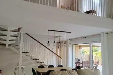 Turistihuoneistot Casa Anida En Hualle