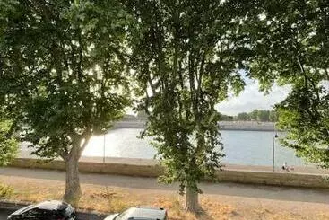 Turistihuoneistot Charmante Maison En Arles : La Roquette