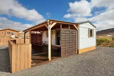 آپارتمان‌های توریست‌ها Country Home
