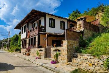 شقق خاصة سياحية Rimovata Kashta Guest House