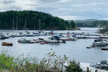 דירות לתיירים Renovated Sea Facing Cottage On The Eidanger Fjord