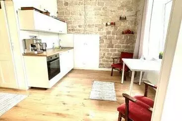 ツーリストアパートメント Rosenhof Apartments