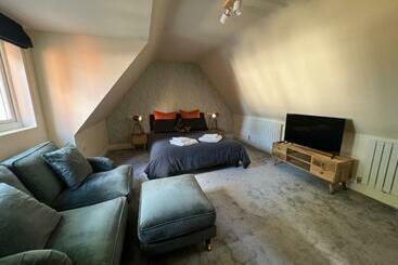 דירות לתיירים The Annexe, Farnborough