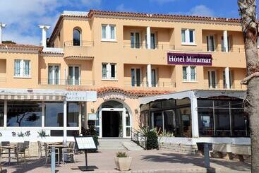 Hotelli Restaurant Miramar L Orchidee