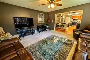 Turistihuoneistot Cozy And Spacious   Dogs Ok   Boyne City 1mi   Boyne Mountain 8mi